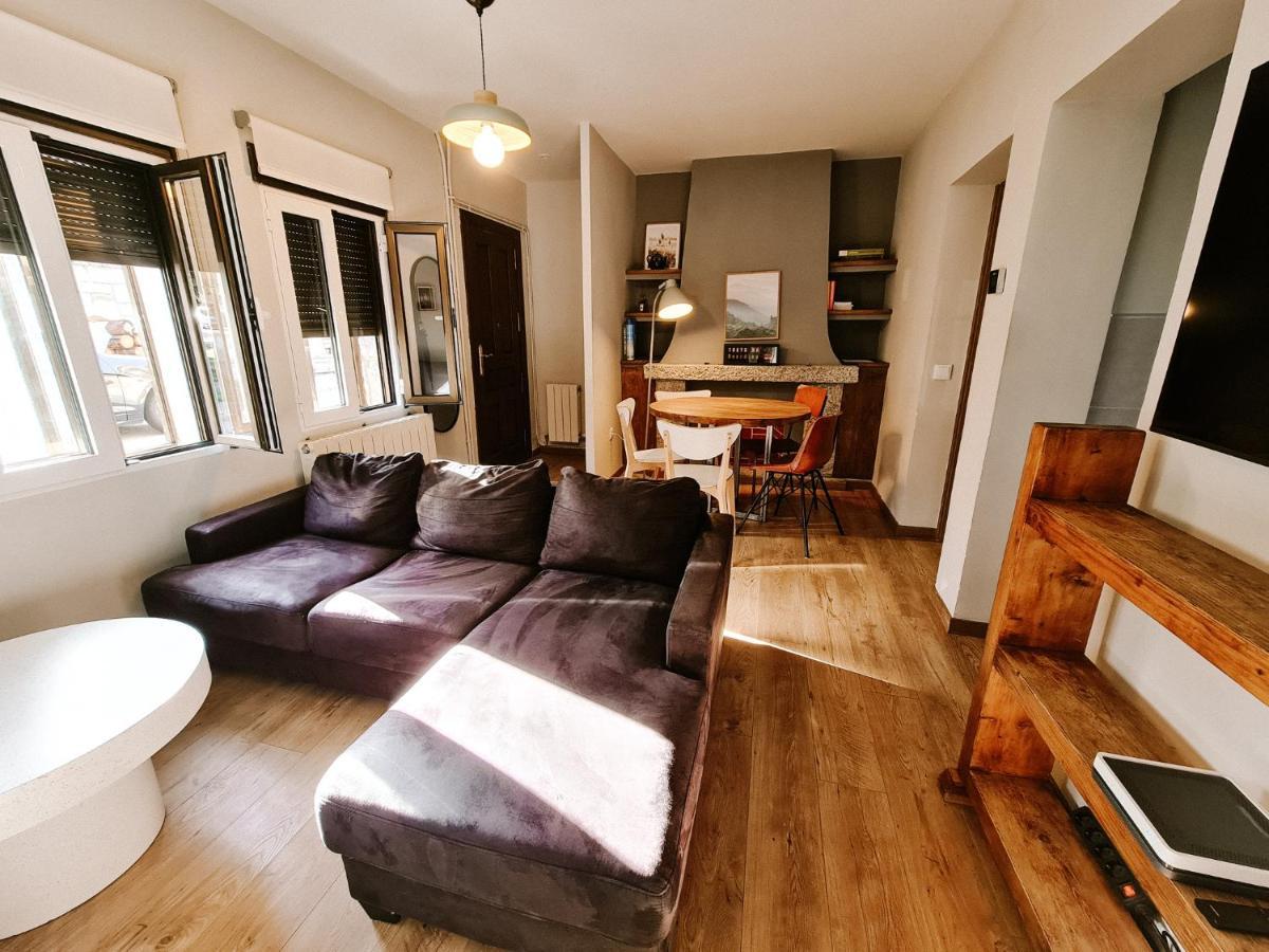 Casa Rural Valsain Lodge La Pradera de Navalhorno Екстер'єр фото